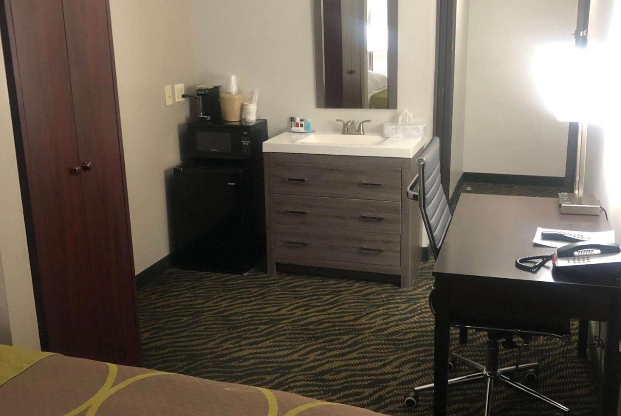 Super 8 By Wyndham High Point/Greensboro Exteriör bild